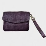 Clutch viola intrecciata