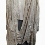 Cardigan lungo drappeggiato beige